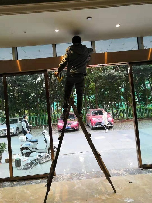 酒店自動門案例