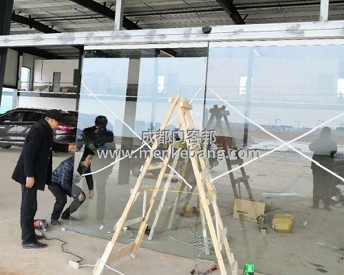 成都辦公樓自動(dòng)門有哪些,成都大型酒店感應(yīng)自動(dòng)門定制找哪家