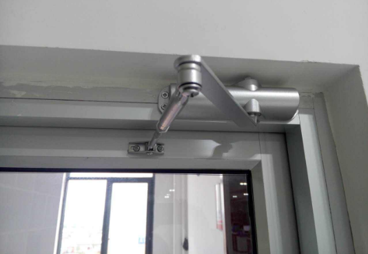 閉門器安裝方法圖解、分類、使用要求及功用【綜述】