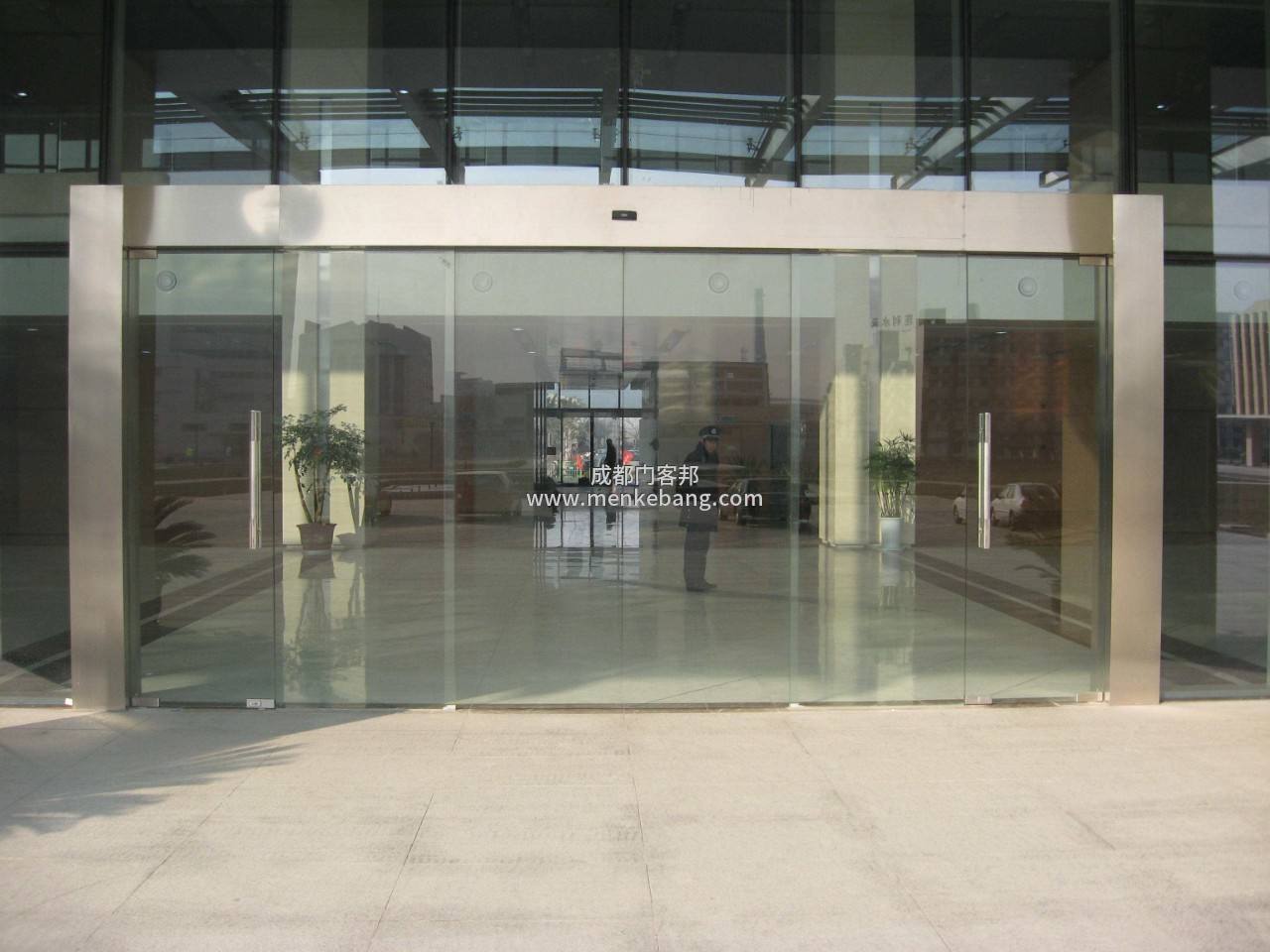 成都電動(dòng)玻璃門(mén)定制