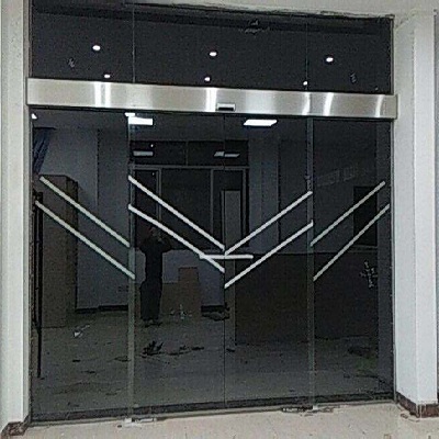 電動(dòng)玻璃門(mén)